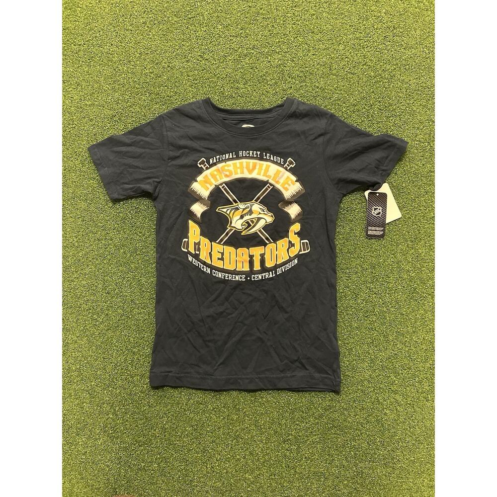 Nashville Predators My Lineup T-shirt Boys M 8/10